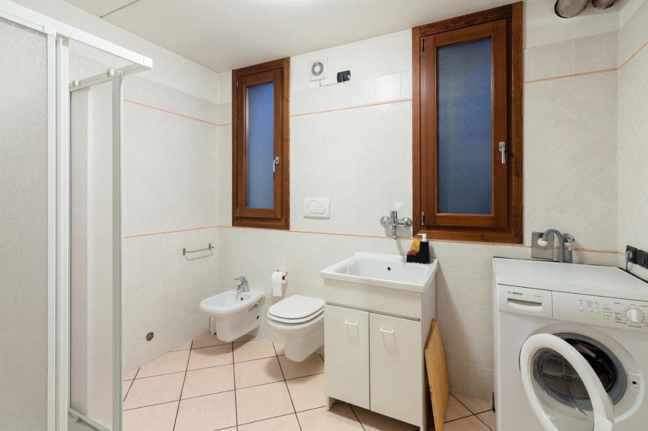 Casa Lorena Desenzano del Garda Eksteriør bilde