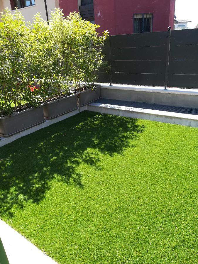 Casa Lorena Desenzano del Garda Eksteriør bilde