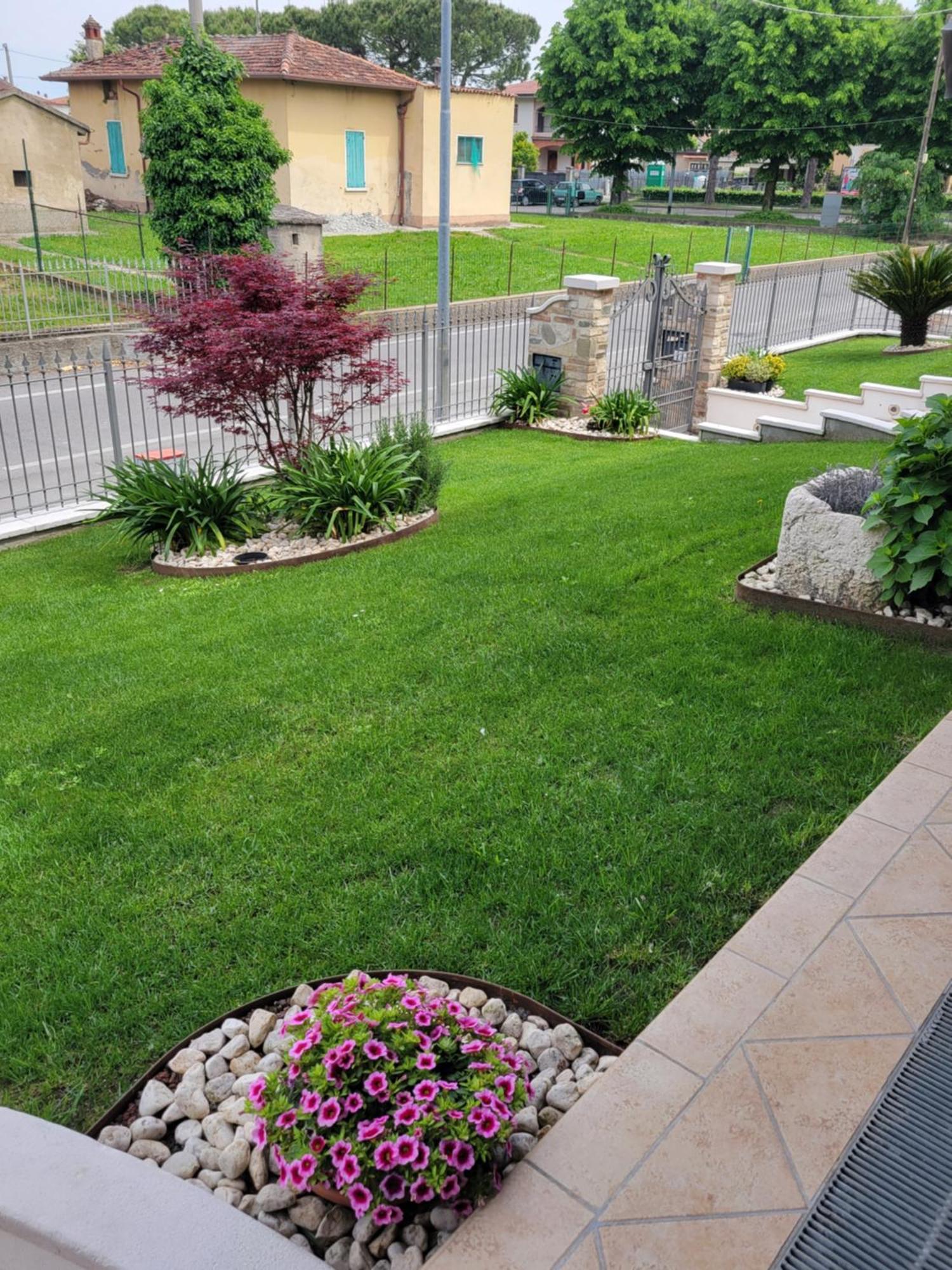 Casa Lorena Desenzano del Garda Eksteriør bilde